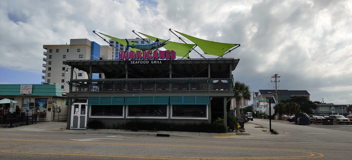 Hurricane Colinz - Hurricanes Seafood Grill